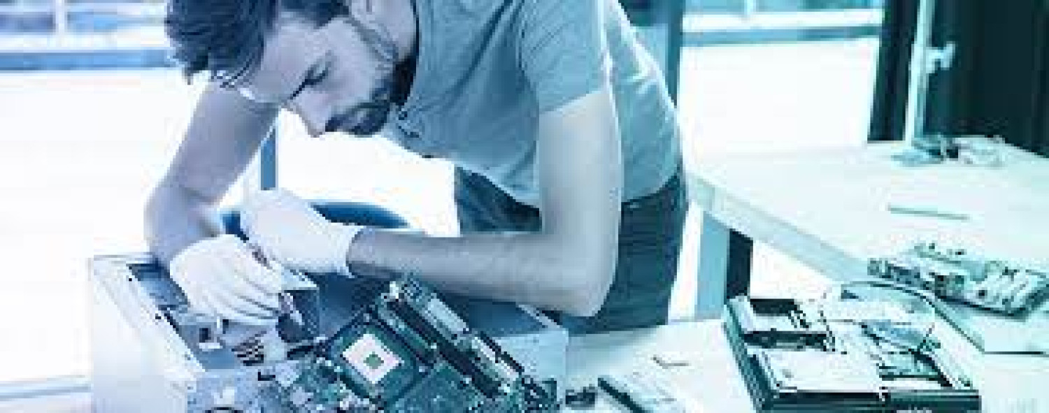 I will solve any website issue with expert support engineer